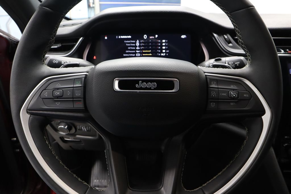 Used 2023 Jeep Grand Cherokee Altitude image 31