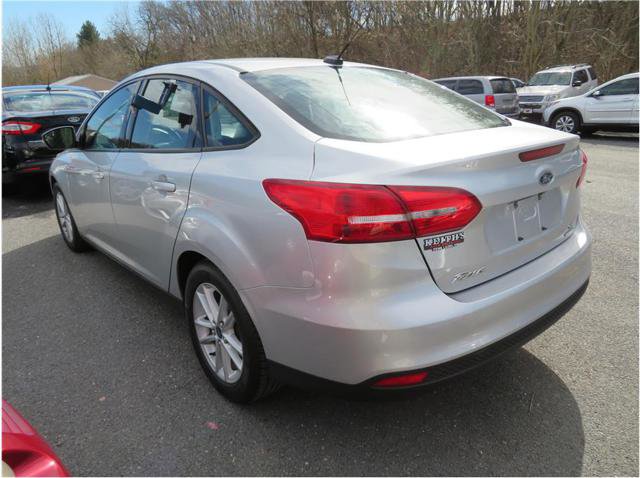 Used 2015 Ford Focus SE image 16