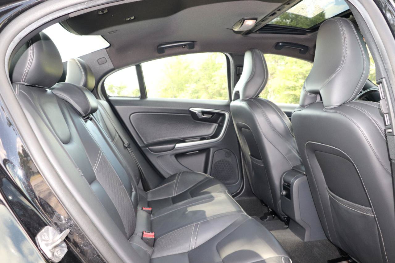 Used 2016 Volvo S60 T5 R-Design FWD image 38