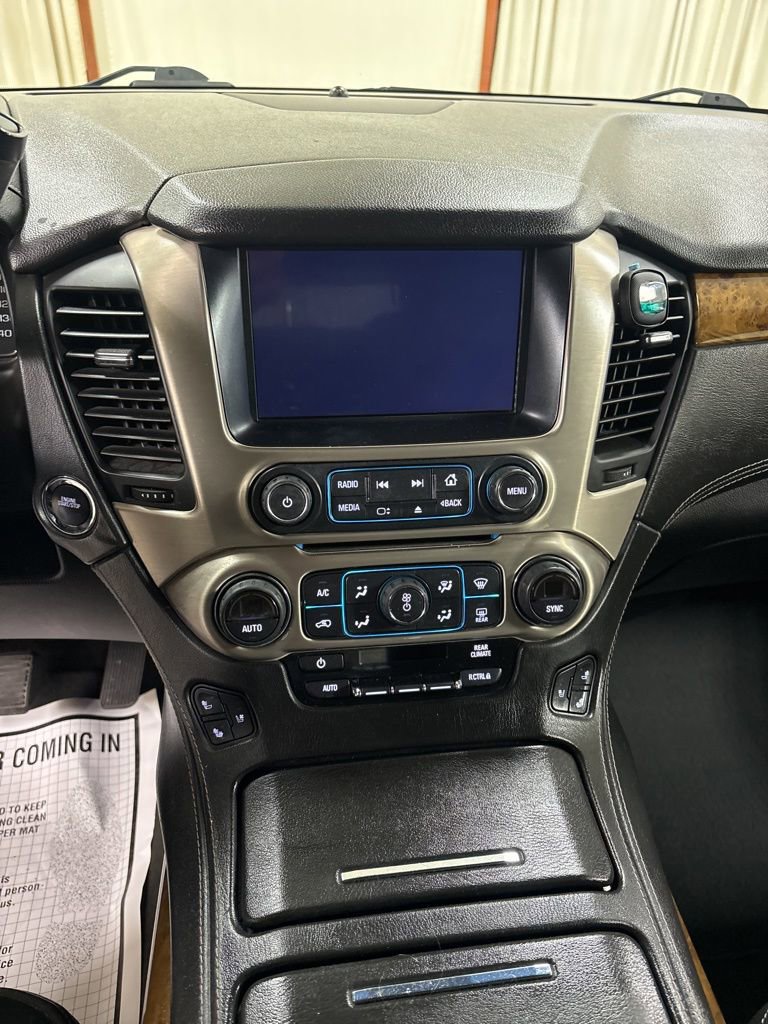 Used 2017 GMC Yukon Denali w/ Open Road Package AWD/4WD image 12