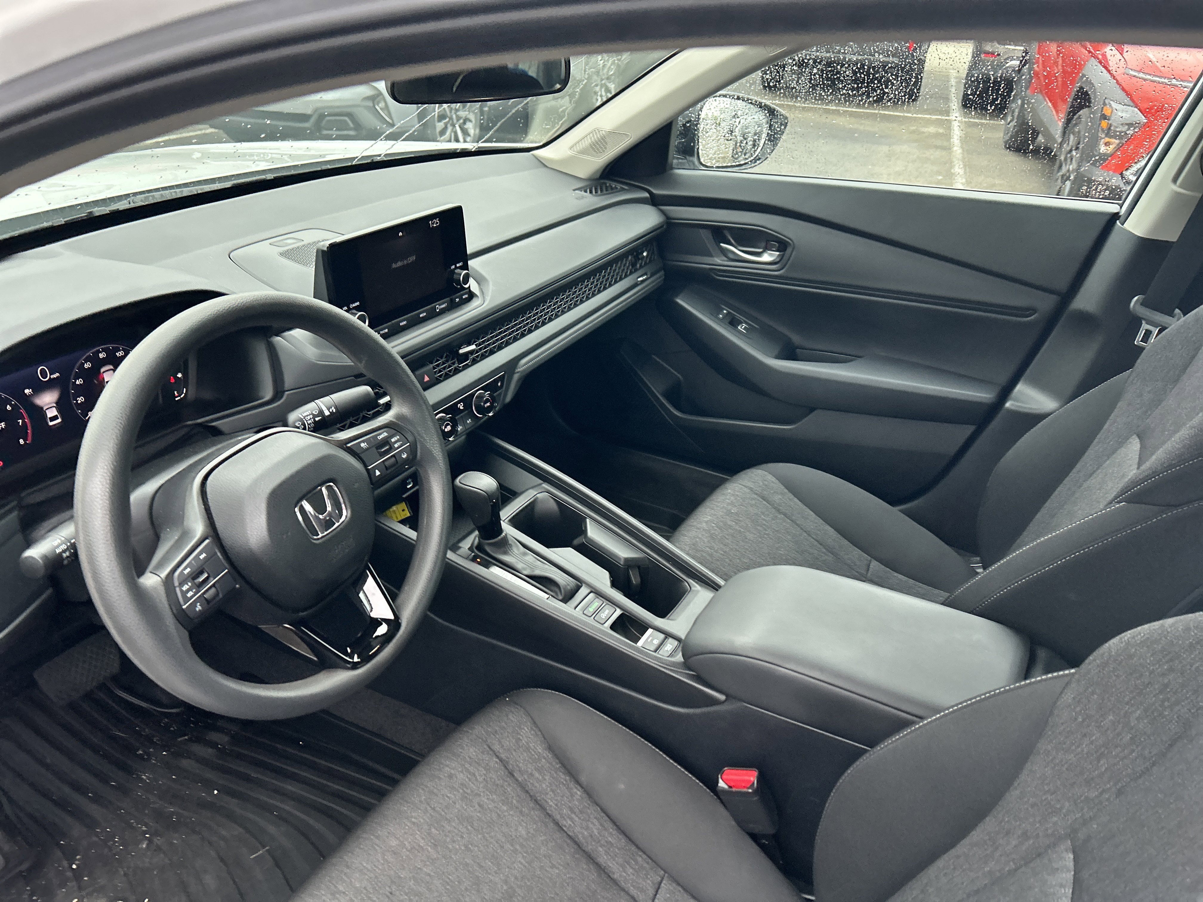 Used 2025 Honda Accord SE image 37