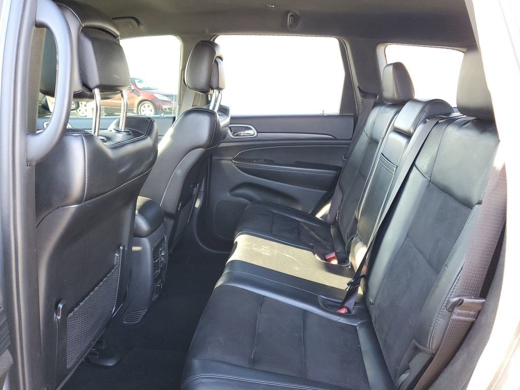 Used 2020 Jeep Grand Cherokee Altitude image 27