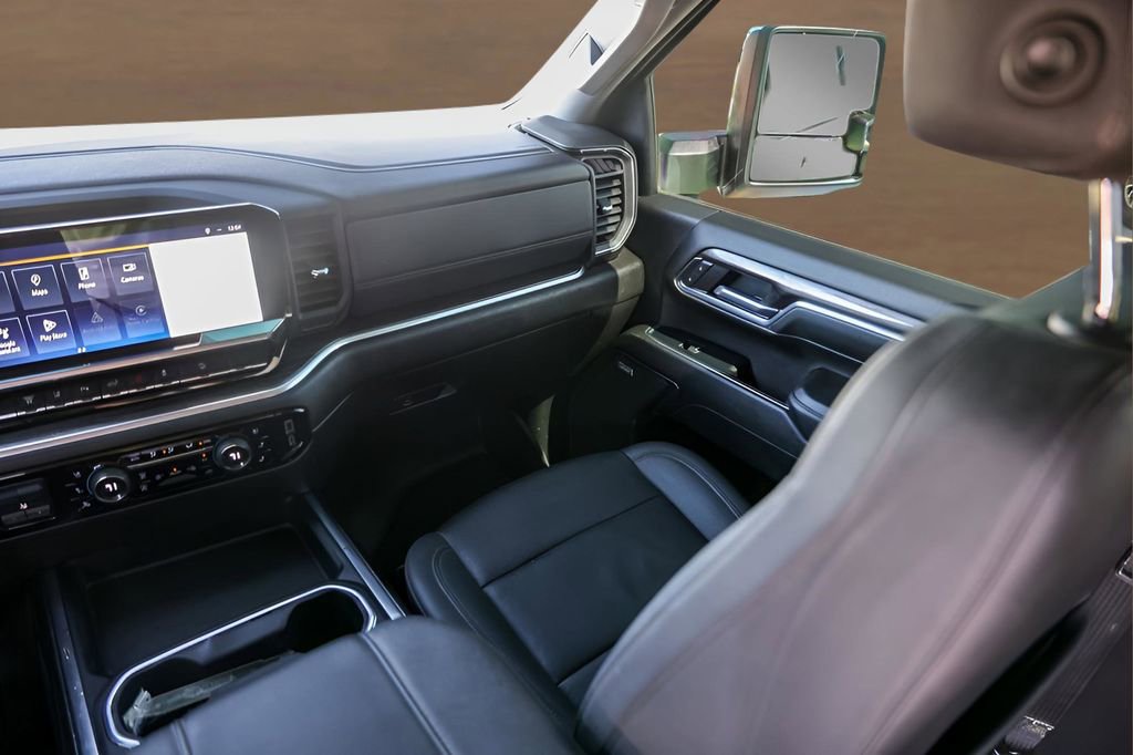Used 2024 Chevrolet Silverado 2500 LTZ w/ LTZ Plus Package image 27