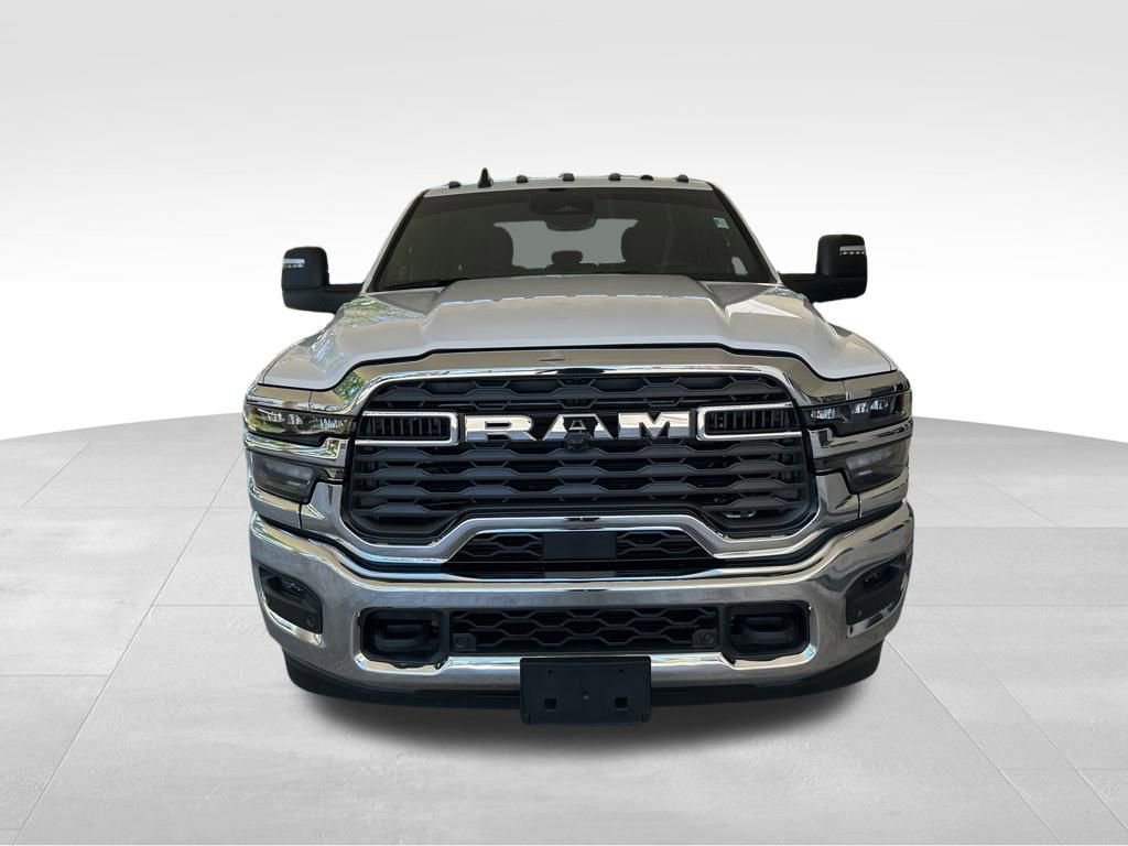 Used 2025 RAM 3500 Big Horn AWD/4WD image 12