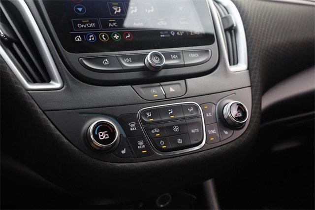 Used 2024 Chevrolet Malibu LT image 12