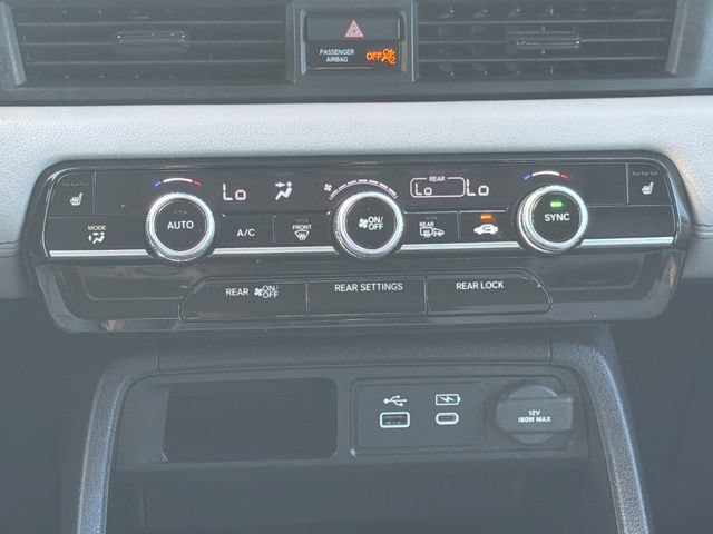 Used 2024 Honda Pilot Touring image 17