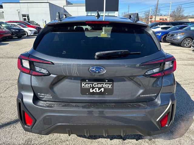 Used 2024 Subaru Crosstrek 2.0i Premium image 6