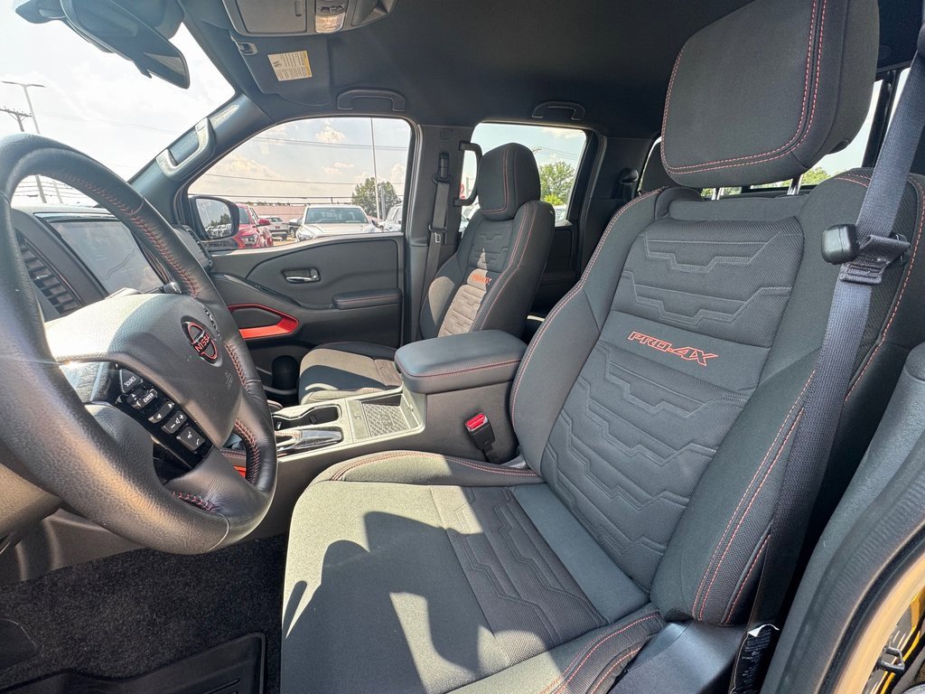 Used 2023 Nissan Frontier PRO-4X w/ Pro Convenience Package image 8