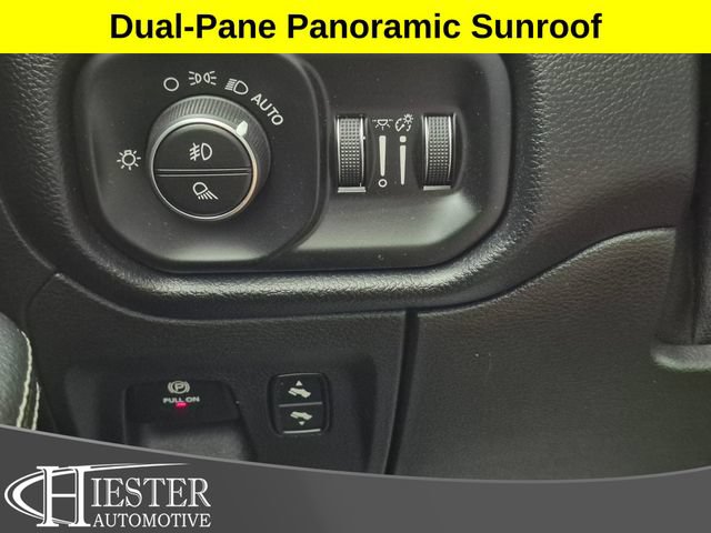 Used 2019 RAM 1500 Laramie AWD/4WD image 18