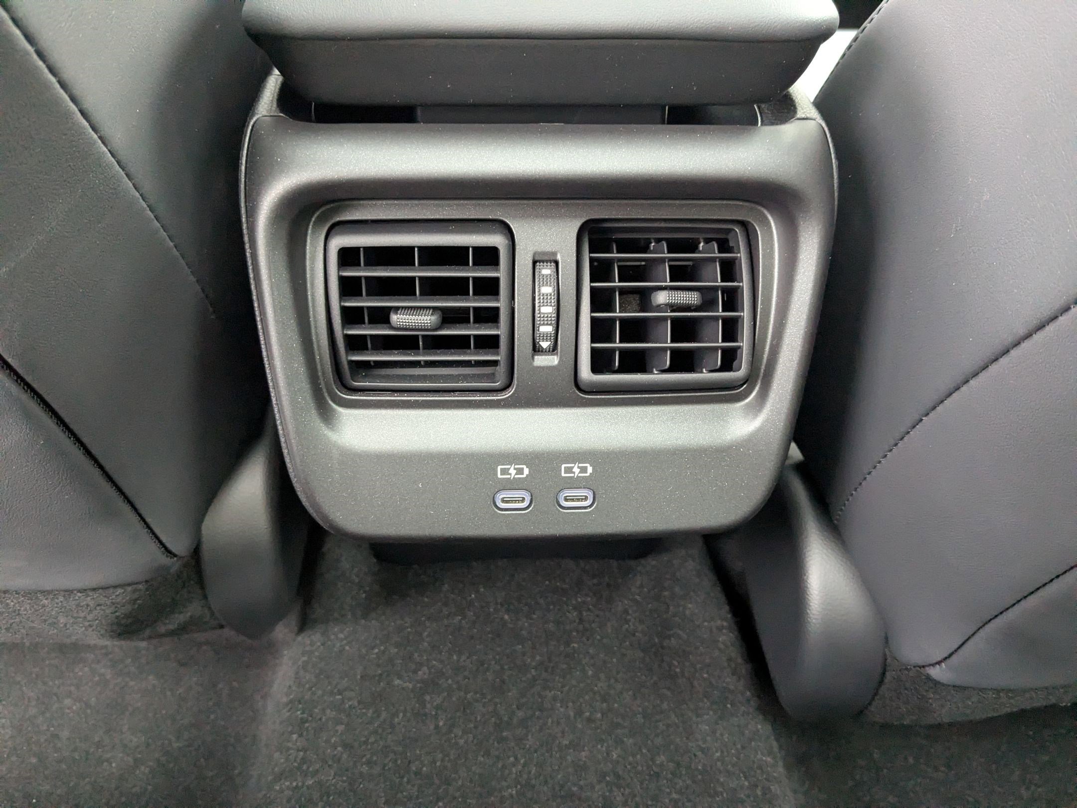 Used 2023 Toyota Crown Platinum image 25