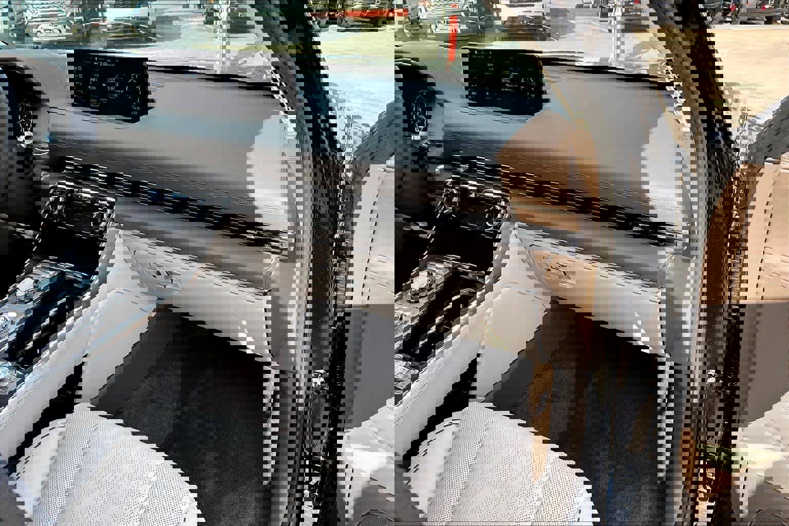 Used 2024 Genesis GV80 3.5T w/ Advanced Package image 18