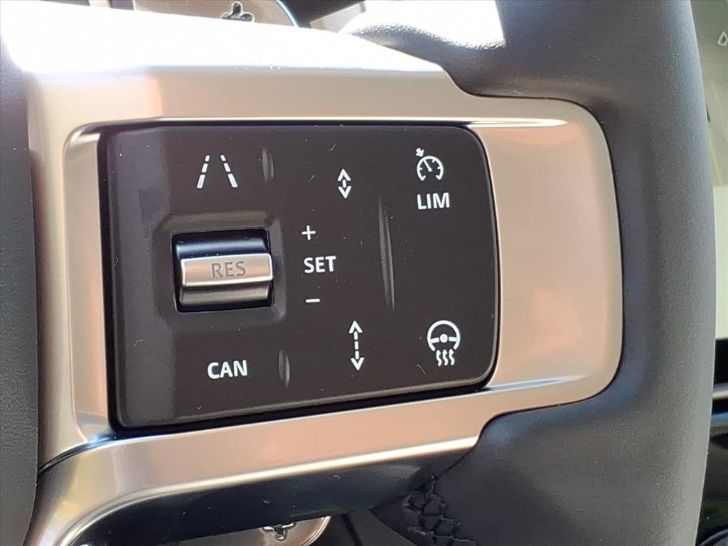 New 2026 Land Rover Discovery Limited Edition image 15