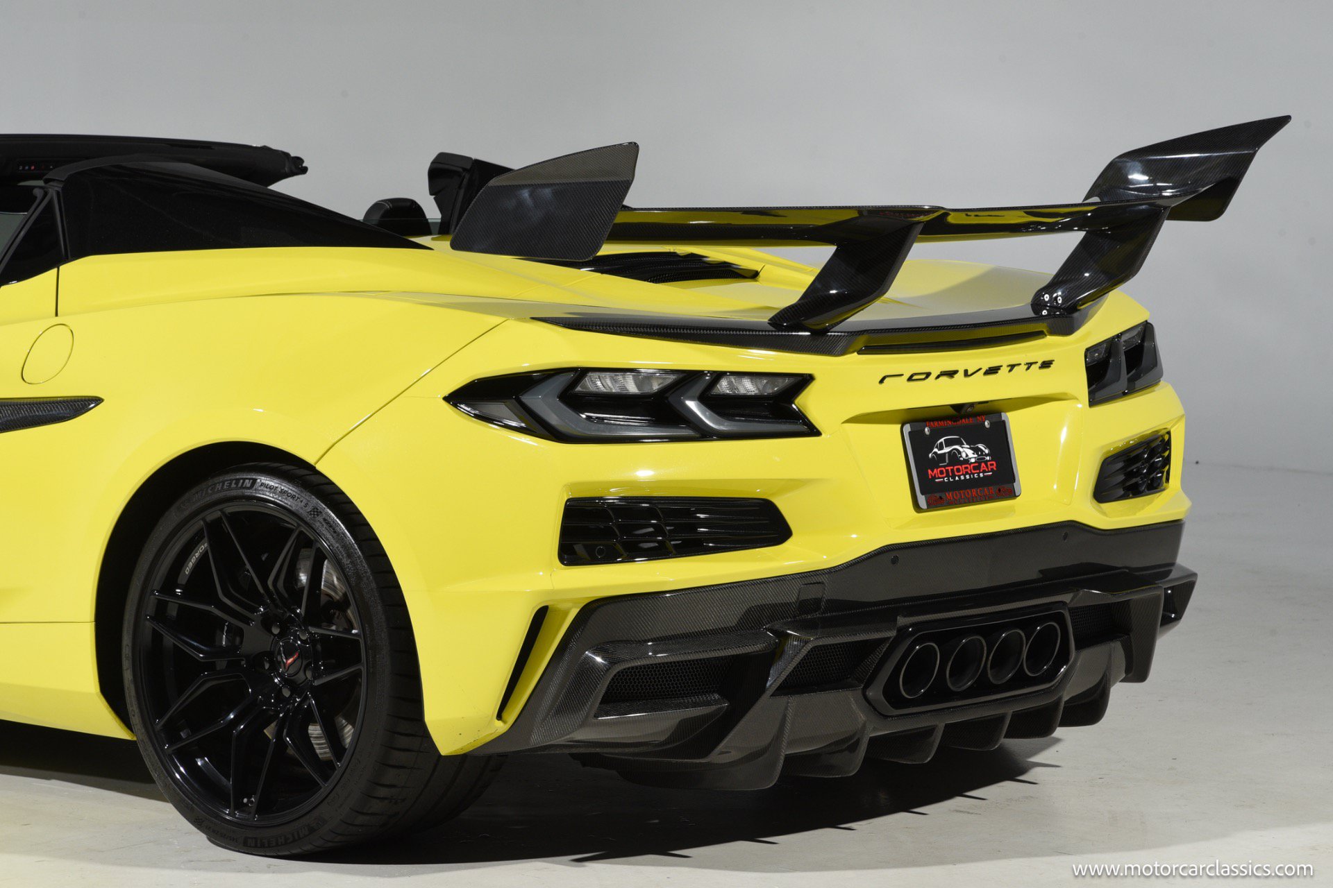 Used 2024 Chevrolet Corvette Z06 RWD image 22