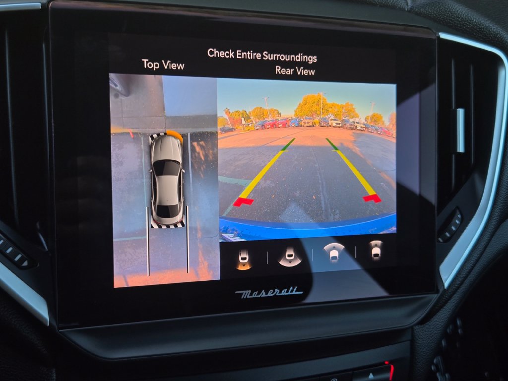 Used 2022 Maserati Ghibli GT RWD image 17