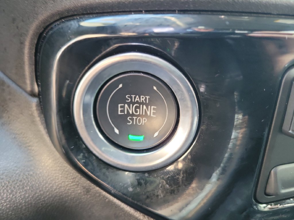 Used 2026 GMC Sierra 1500 SLT AWD/4WD image 32