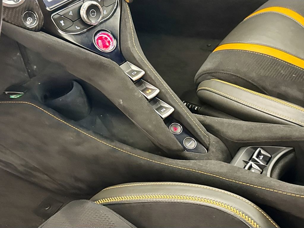 Used 2020 McLaren 720S Performance image 17