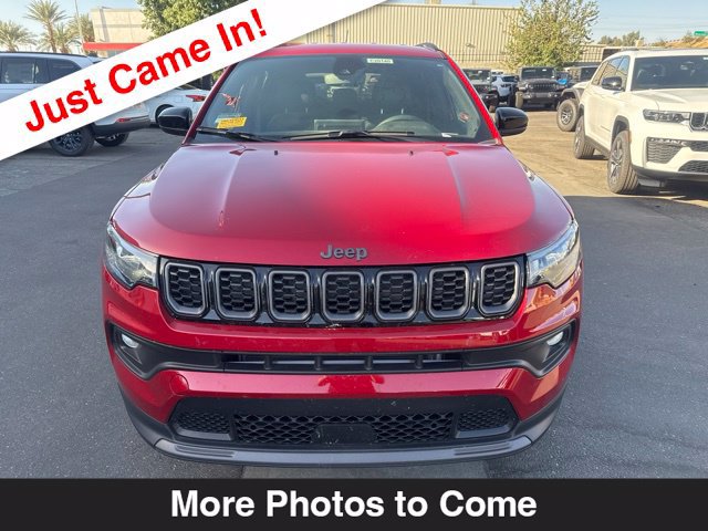 Used 2025 Jeep Compass Latitude w/ Altitude Special Edition AWD/4WD image 9