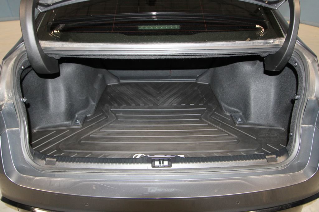 Used 2023 Lexus IS 350 F Sport image 39