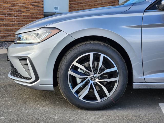 New 2026 Volkswagen Jetta SE image 8