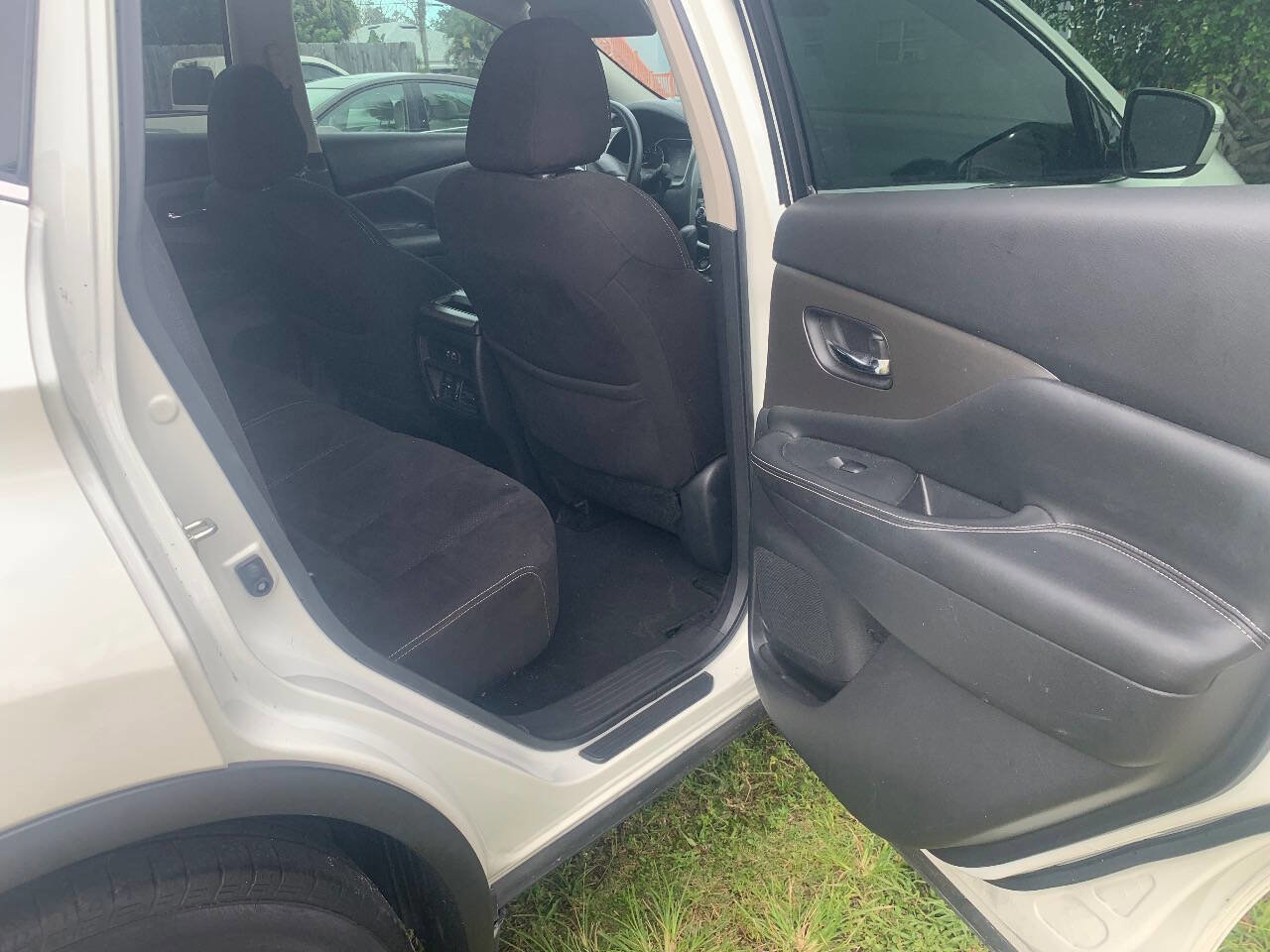 Used 2020 Nissan Murano S w/ Technology Package image 6