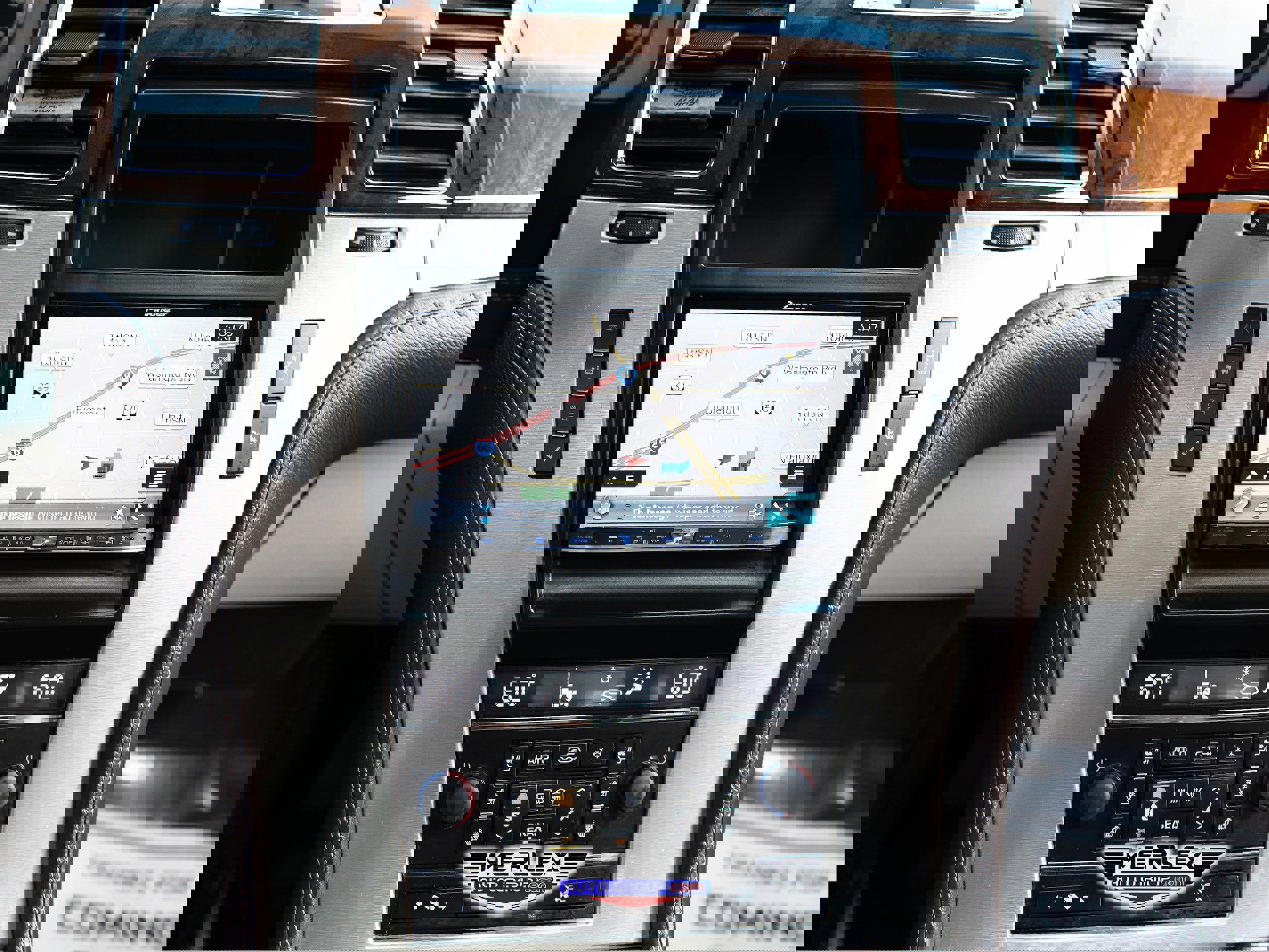 Used 2013 Cadillac Escalade Platinum image 32
