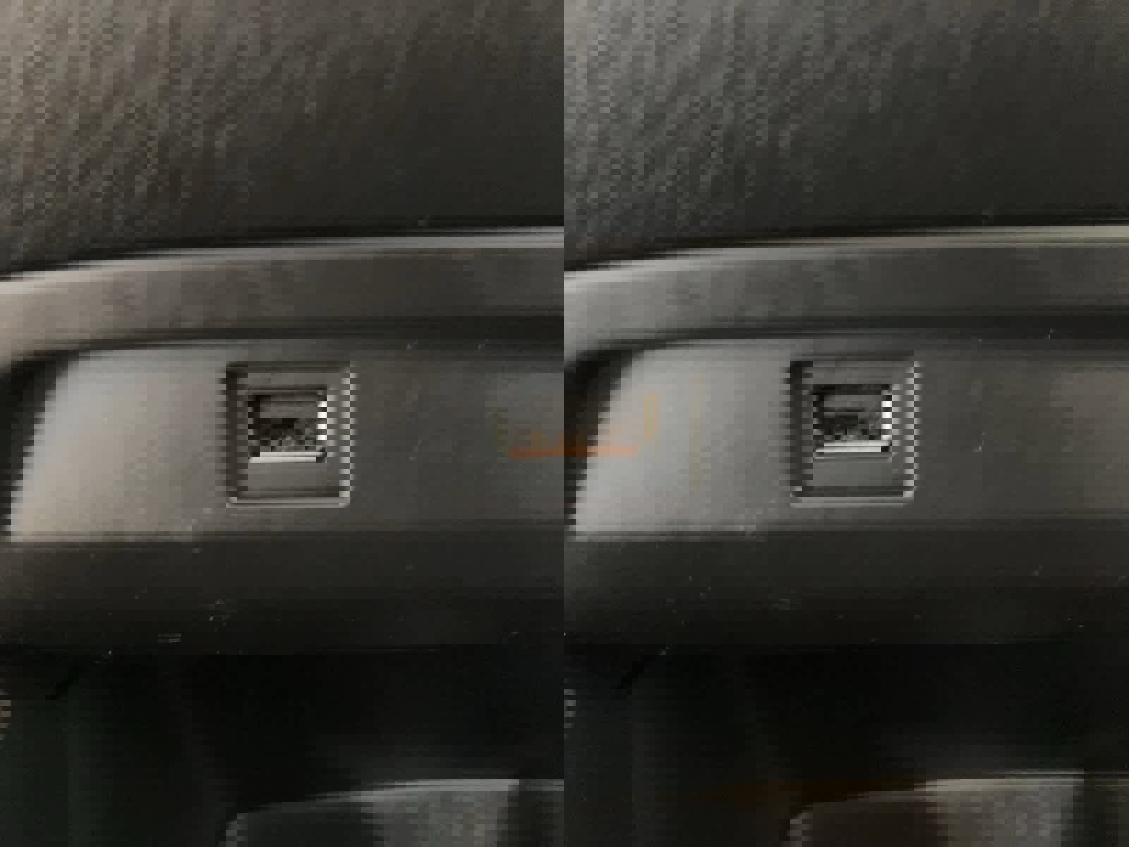 Used 2019 MAZDA MAZDA3 Sedan w/ Premium Package image 21