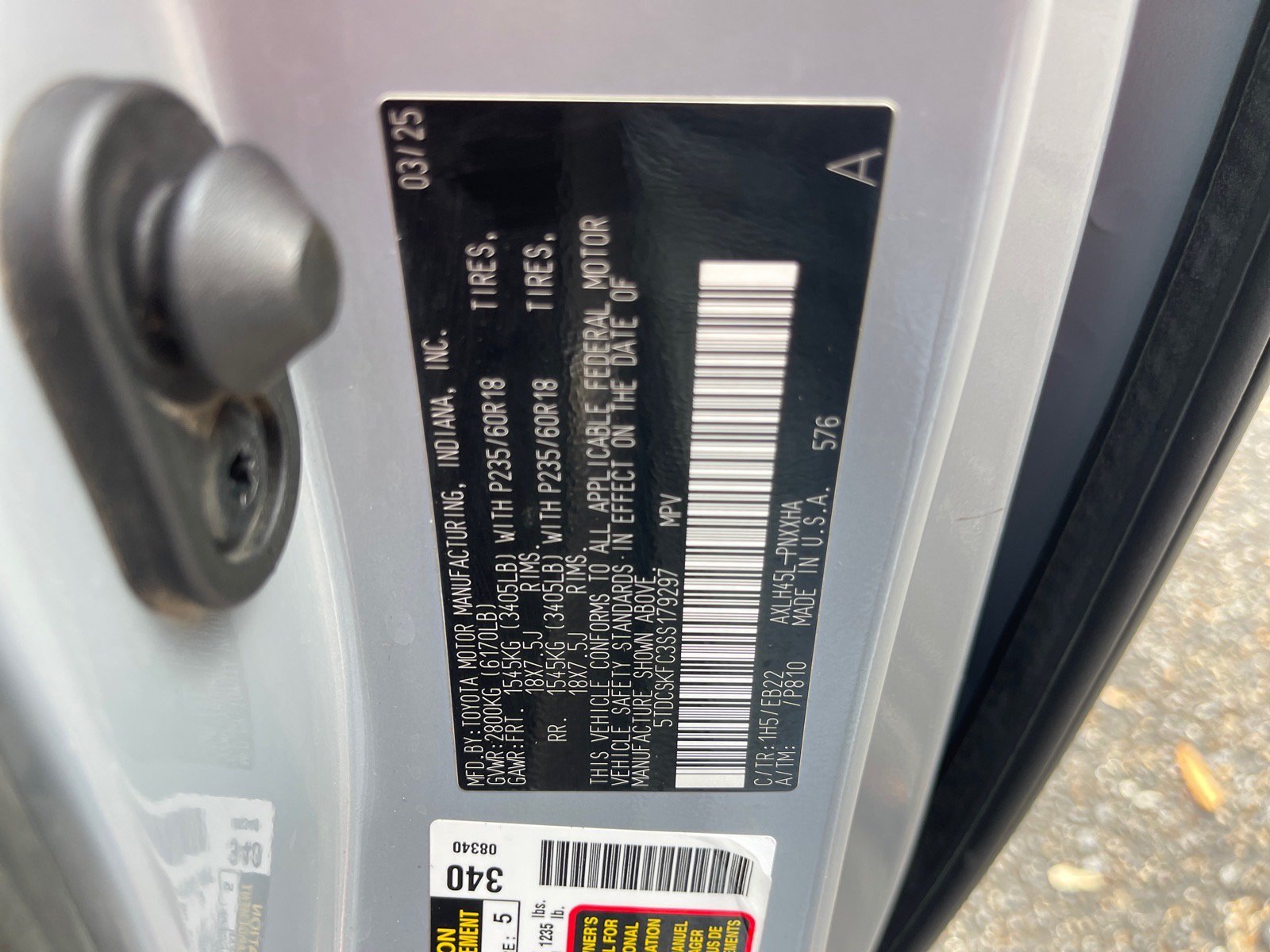 Used 2025 Toyota Sienna XLE Woodland Edition AWD/4WD image 11