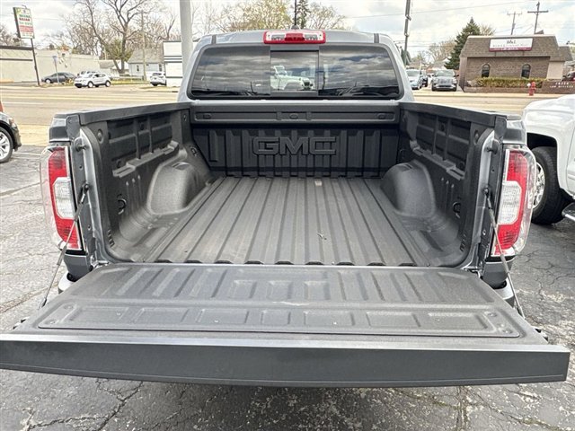 Certified 2022 GMC Canyon Elevation w/ Trailering Package image 23