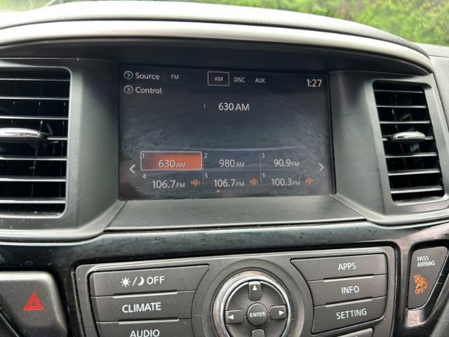 Used 2018 Nissan Pathfinder S AWD/4WD image 12