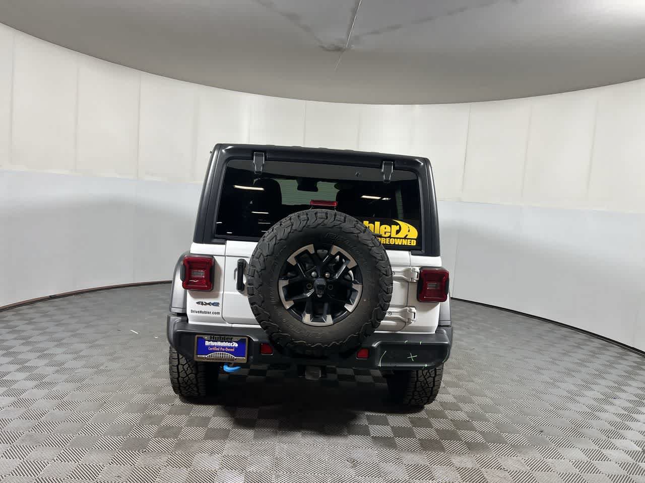 Used 2024 Jeep Wrangler Unlimited Rubicon 4xe AWD/4WD image 7