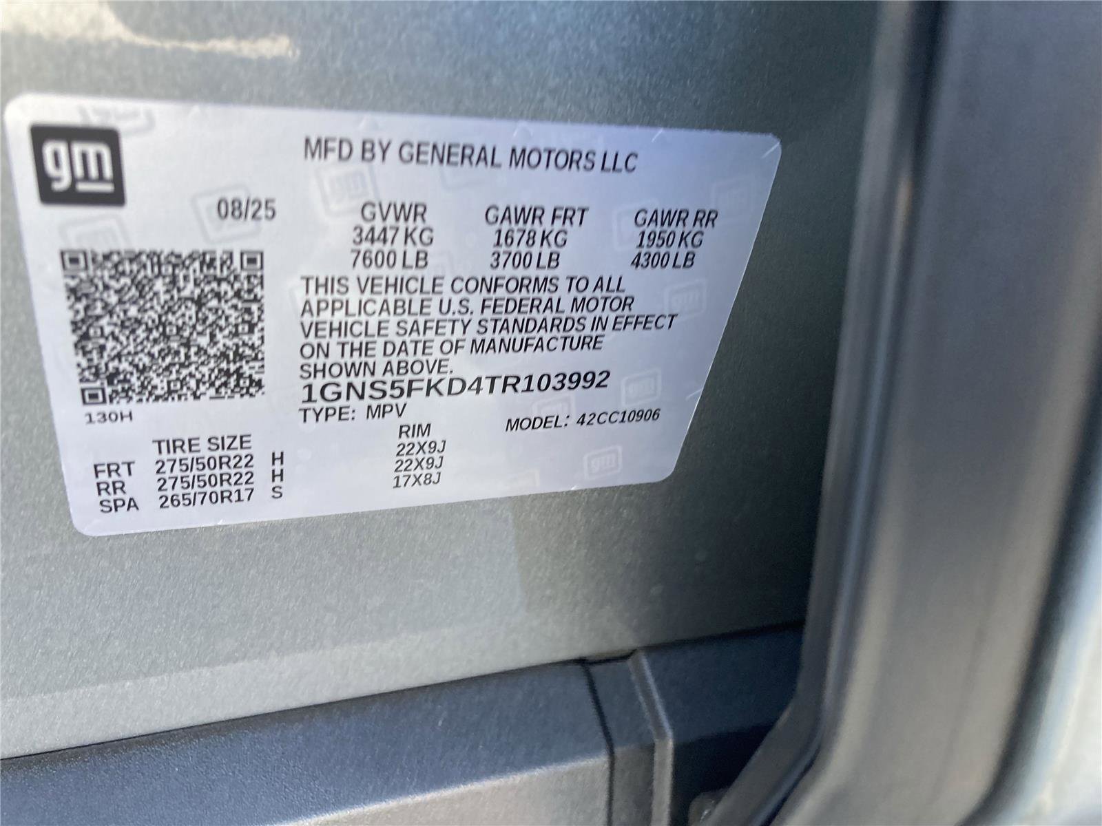 New 2026 Chevrolet Suburban Premier image 32