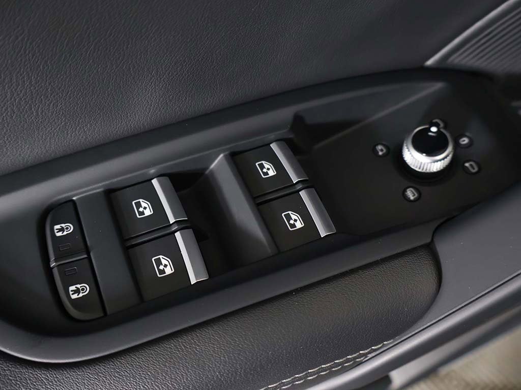 Used 2022 Audi SQ5 Premium Plus w/ Premium Plus Package image 41