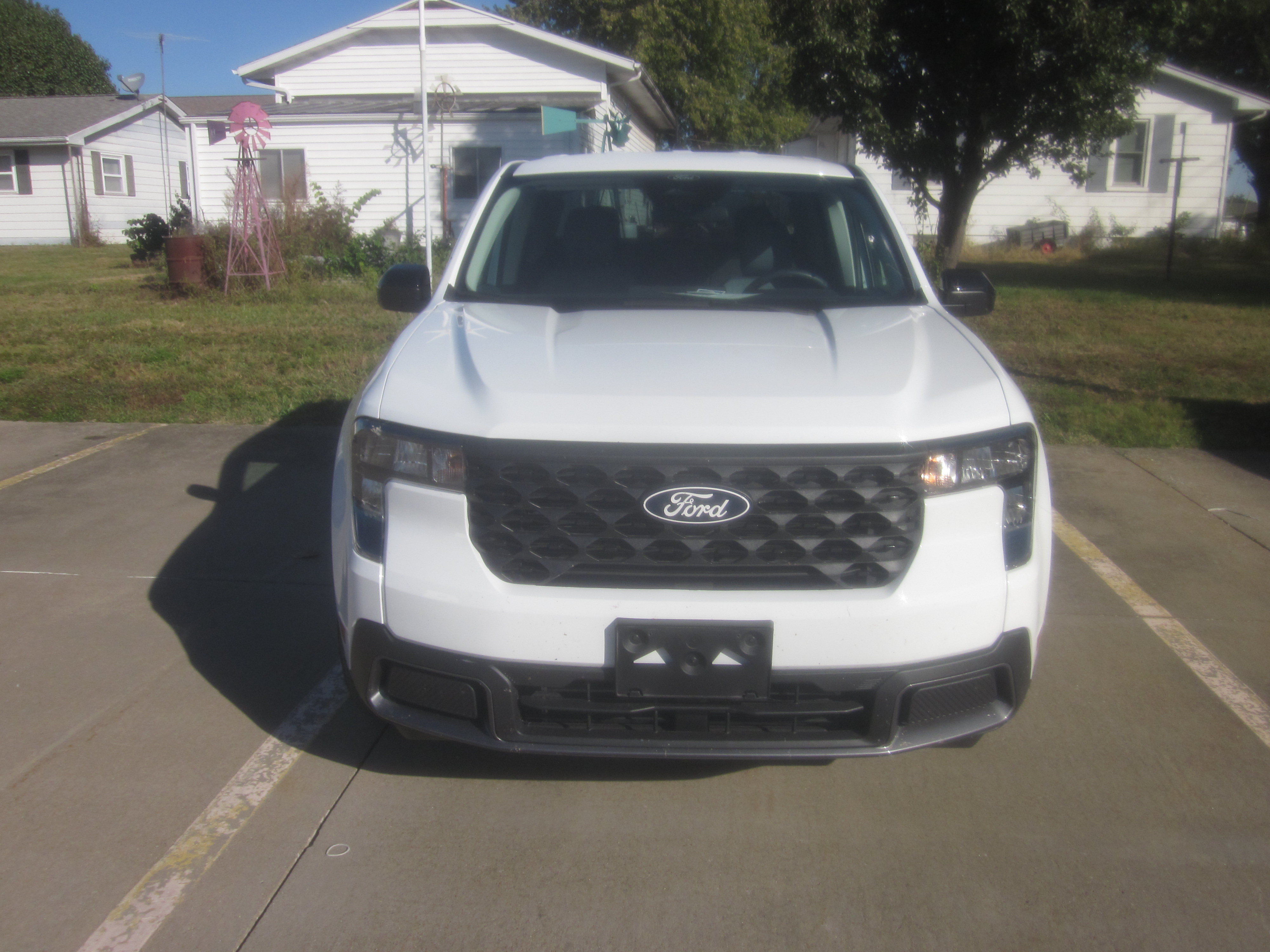 Used 2026 Ford Maverick XLT w/ XLT Luxury Package AWD/4WD image 2