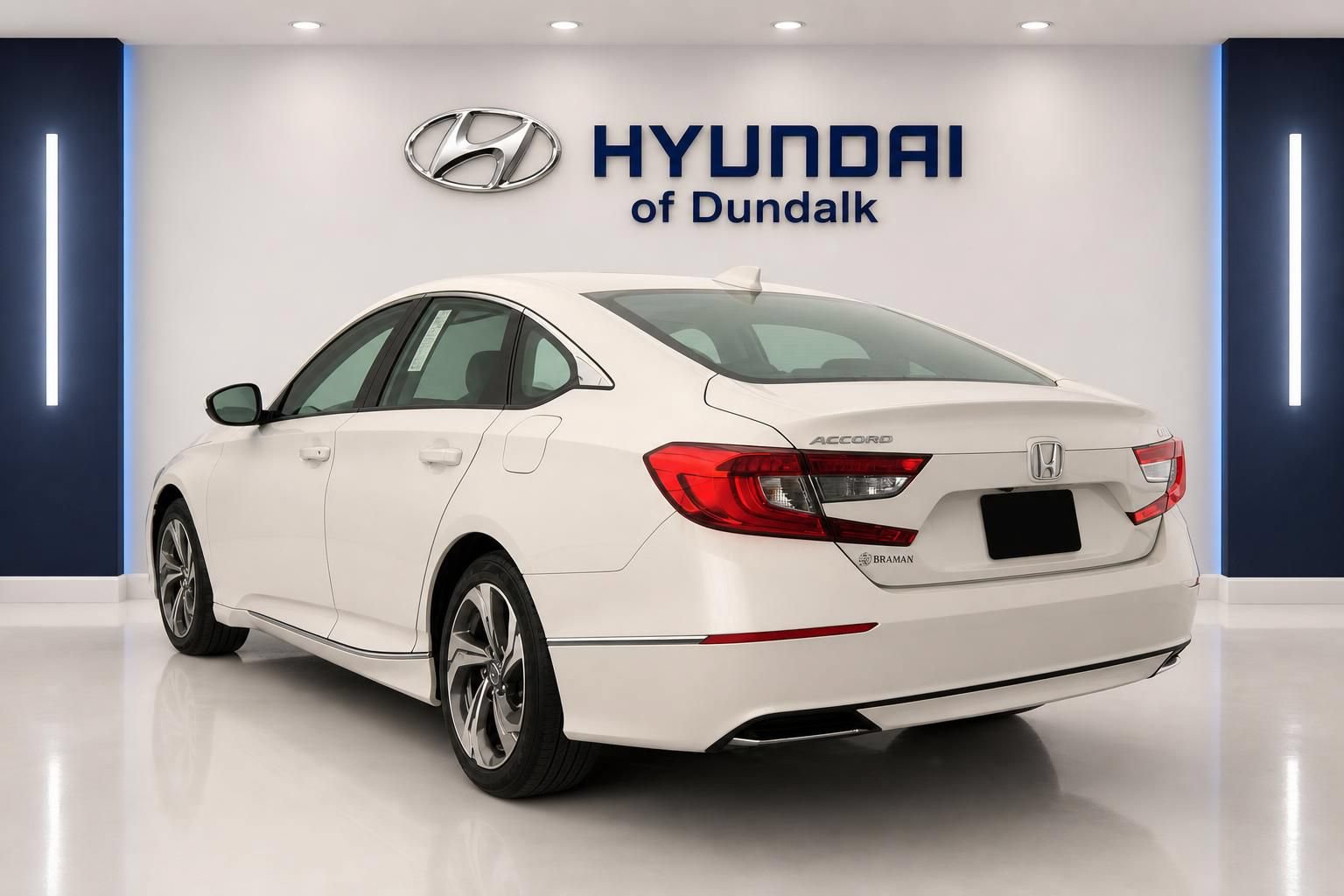 Used 2018 Honda Accord EX-L image 2