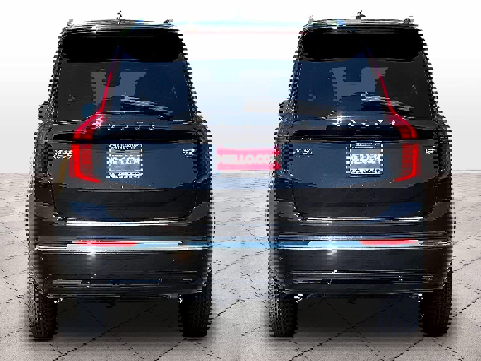 New 2026 Volvo XC90 T8 Ultra w/ Protection Package image 6