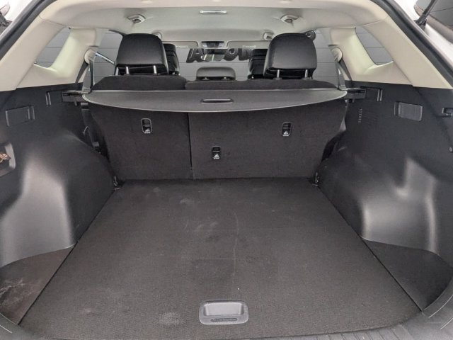Used 2023 Kia Sportage EX FWD image 27