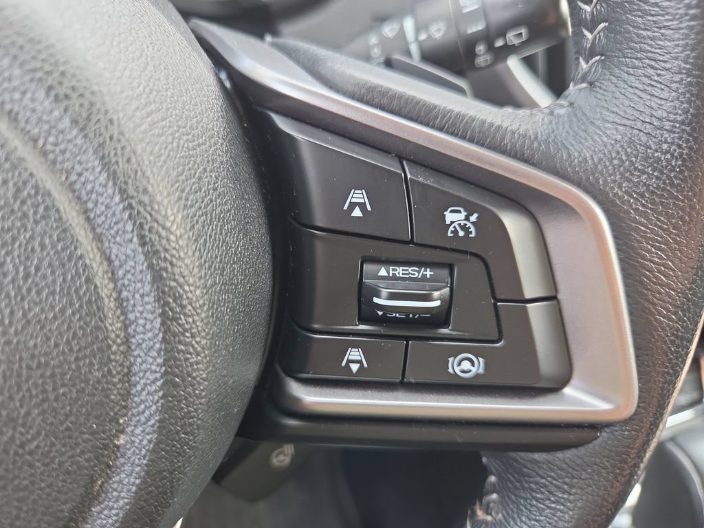 Certified 2022 Subaru Ascent Limited w/ Technology Package AWD/4WD image 38
