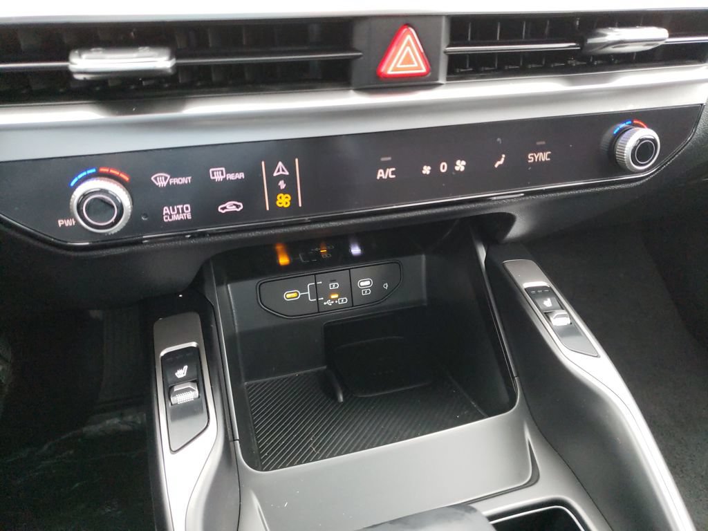 New 2026 Kia Sorento S w/ S Panoramic Sunroof Package FWD image 21