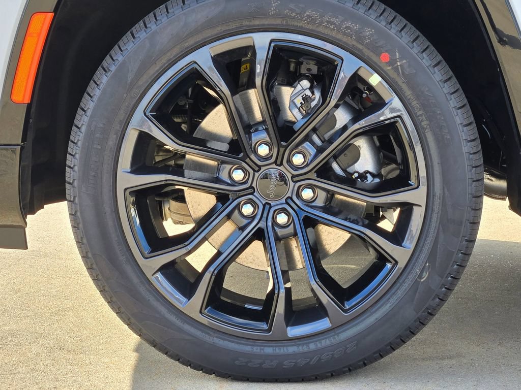 New 2026 Jeep Grand Wagoneer Summit AWD/4WD image 12