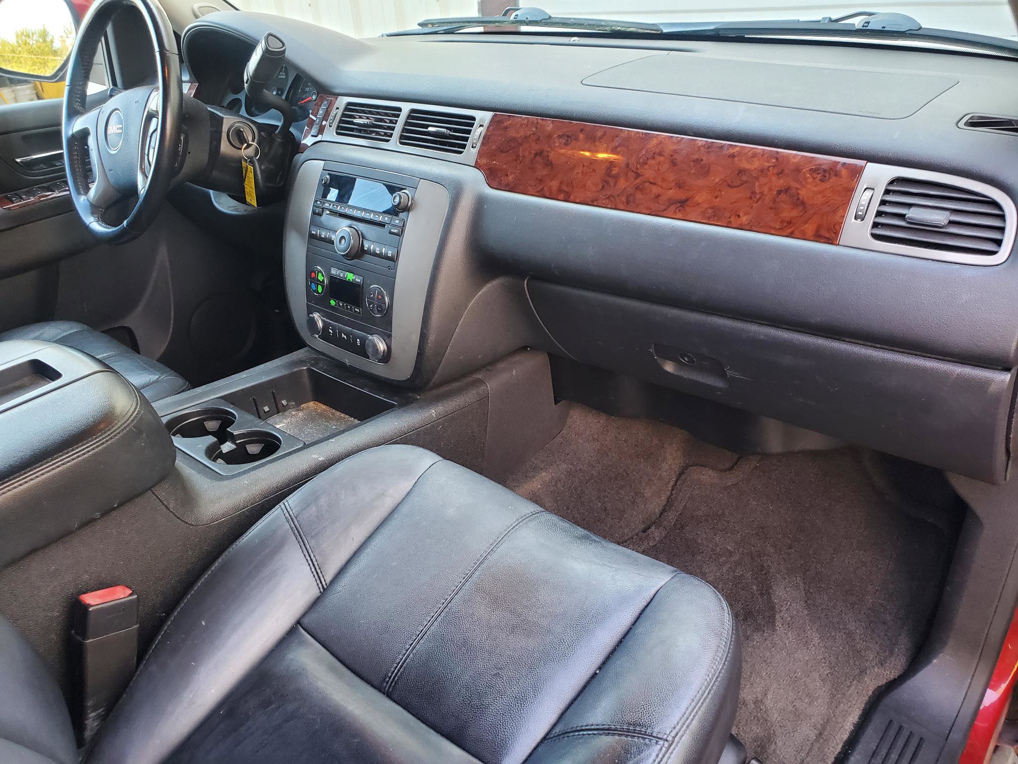 Used 2013 GMC Yukon SLT image 16