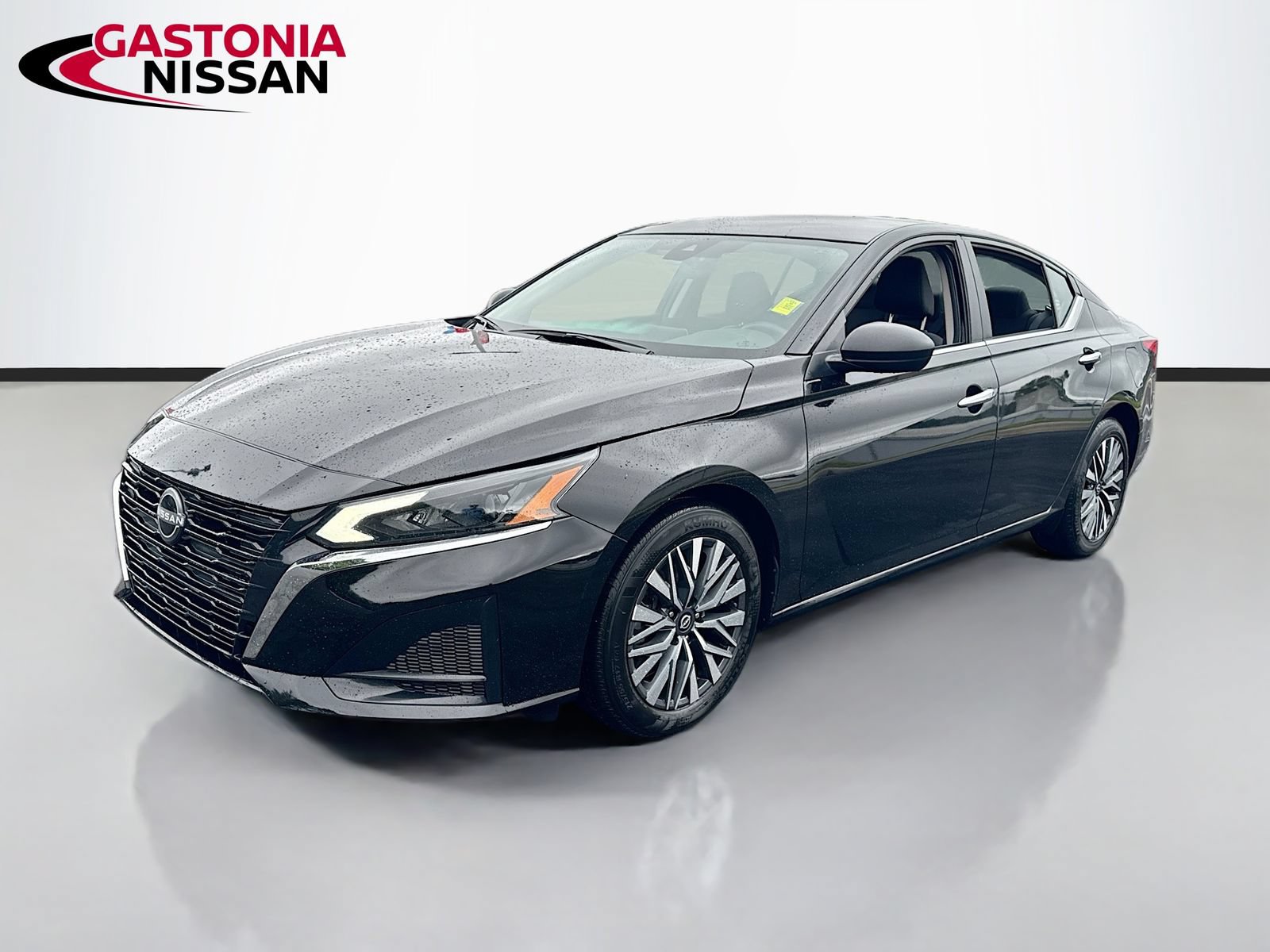Used 2025 Nissan Altima 2.5 SV FWD video 3