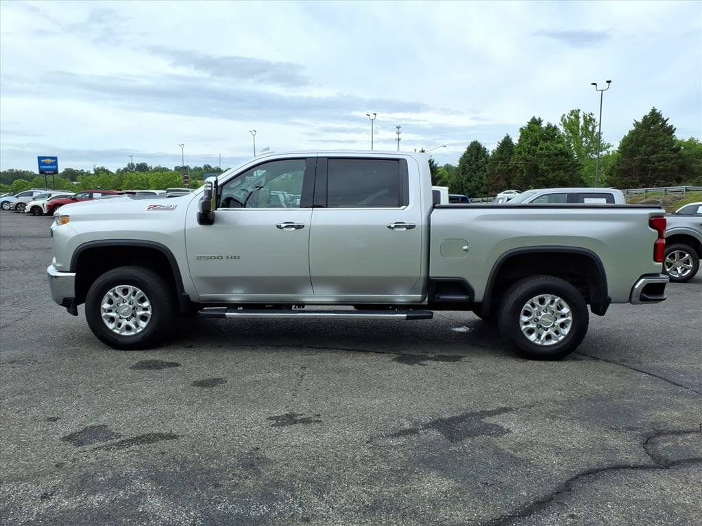 Used 2020 Chevrolet Silverado 2500 LTZ w/ LTZ Convenience Package AWD/4WD image 7