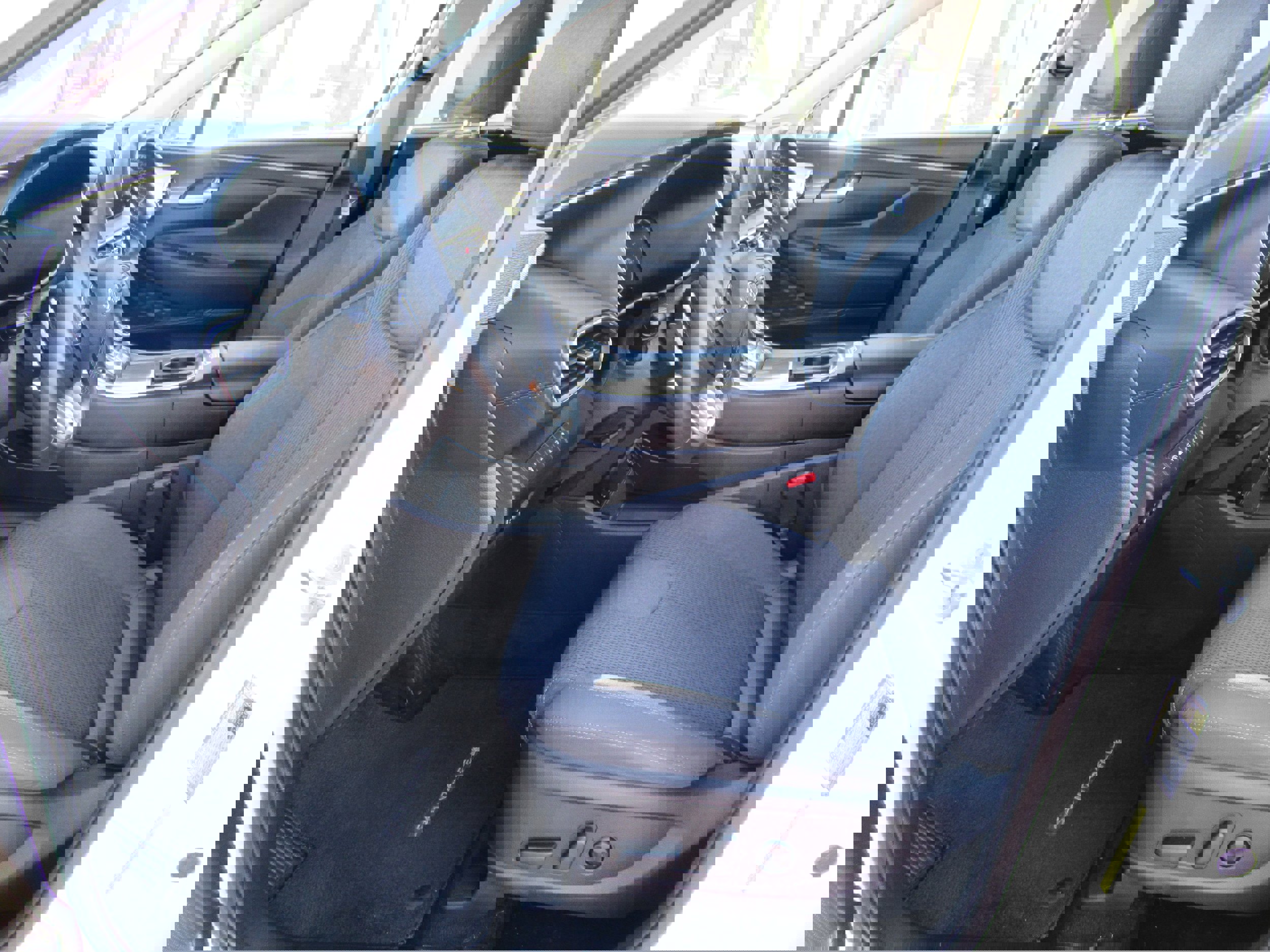 Used 2022 Hyundai Santa Fe SEL w/ Convenience Package image 8