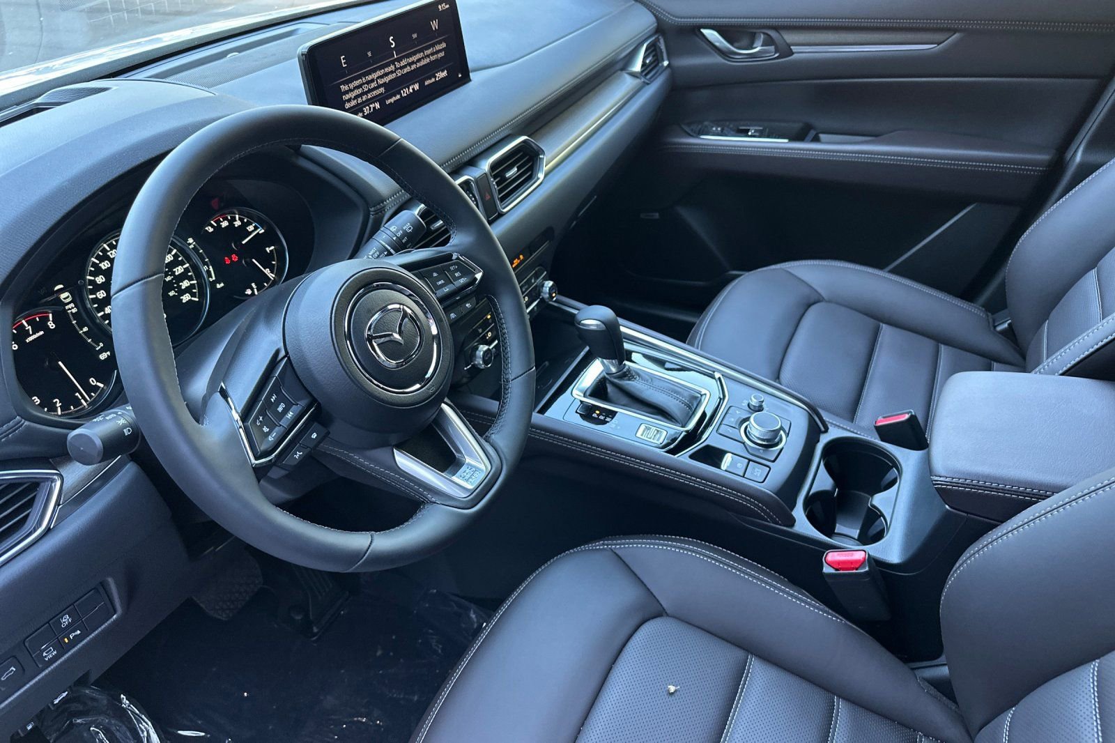 New 2025 MAZDA CX-5 Signature image 8