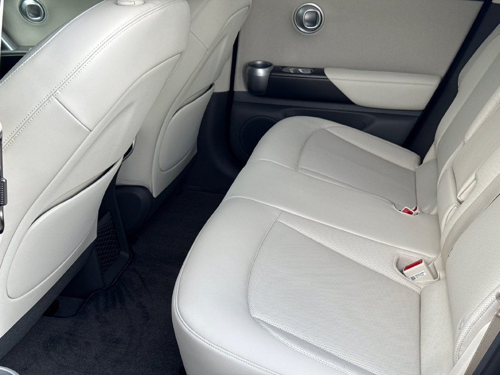 New 2027 Genesis GV60 RWD image 21