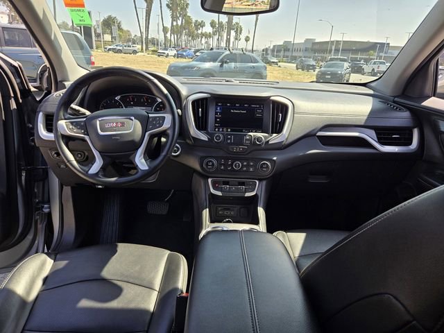 Used 2023 GMC Terrain SLT image 15
