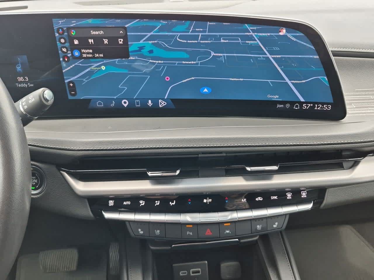 Used 2024 Cadillac XT4 Premium Luxury AWD/4WD image 30