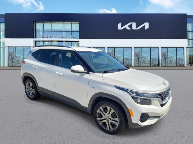 Used 2021 Kia Seltos S AWD/4WD image 2