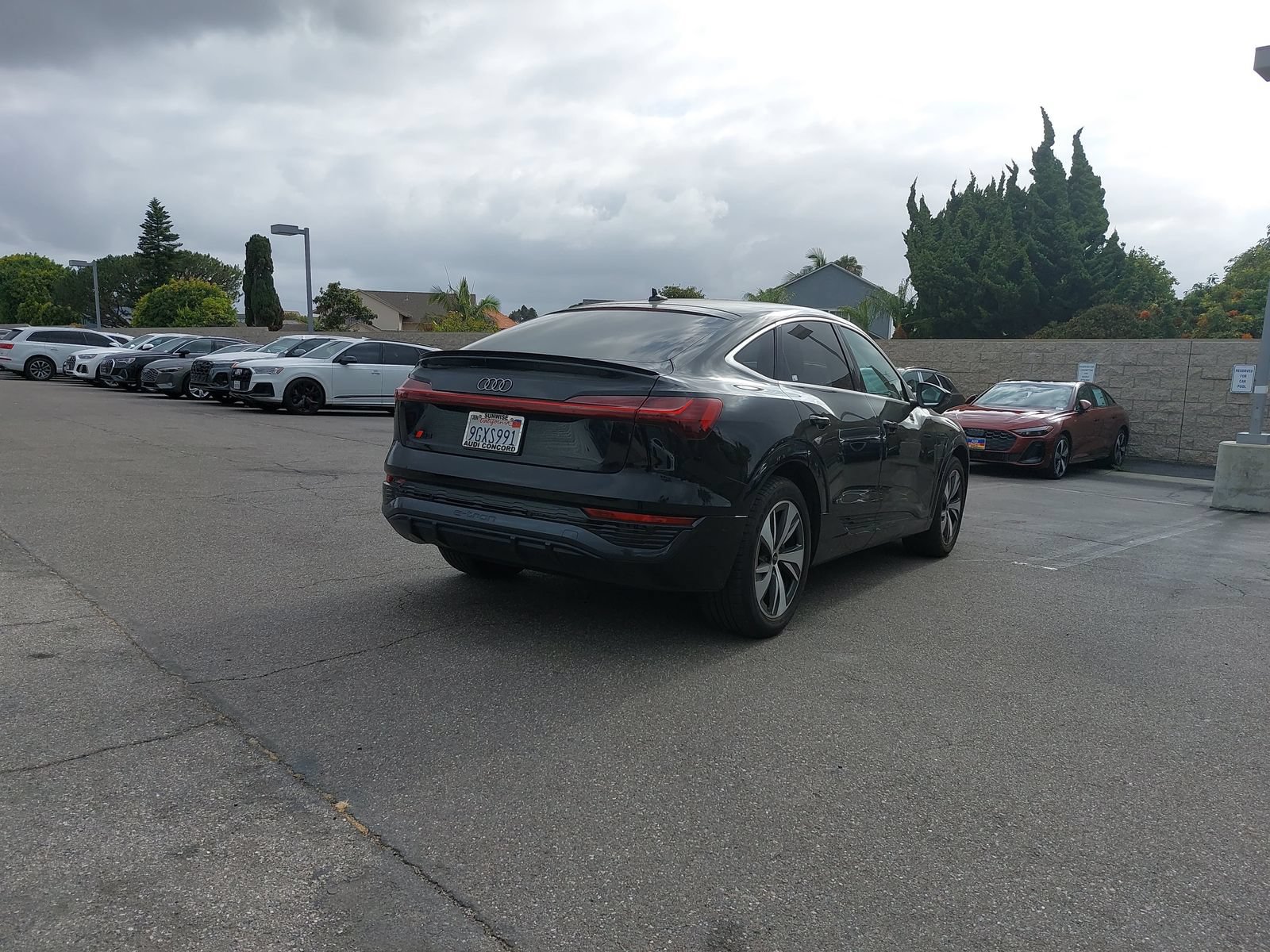 Used 2024 Audi Q8 e-tron Premium Plus w/ Premium Plus Package AWD/4WD image 3