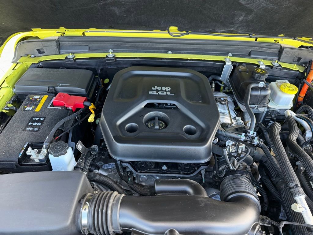 Used 2023 Jeep Wrangler Unlimited Sahara w/ Cold Weather Group image 11